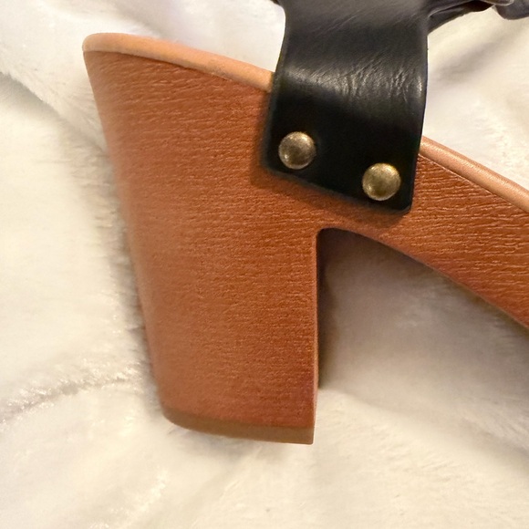 Soda Black and Brown Heeled Sandals - Picture 5 of 7